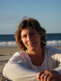 Luise am Strand