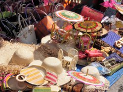 Korbwaren auf dem Markt