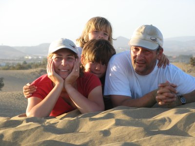 Familienfoto auf der Düne von Maspalomas